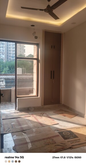 Room in 2 BHK Builder Floor at Rps Palms, Sector 88 – for Sale