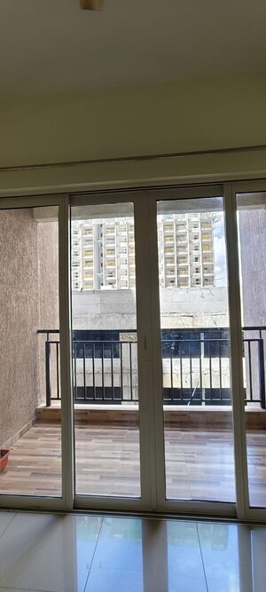 Room in 2 BHK Apartment at Kolte Patil Life Republic, Hinjewadi – for Rent