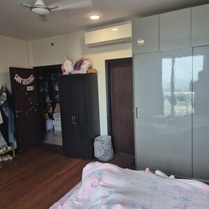 Bedroom in 4 BHK Apartment at Orchid Petals, Sector 49 – for Sale