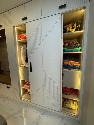 Bedroom in 3 BHK Apartment at Kumar Hill View Residency, Kothrud – for Sale