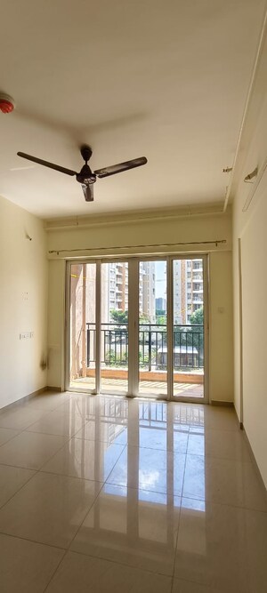 Room in 1 BHK Apartment at Kolte Patil Life Republic, Hinjewadi – for Rent