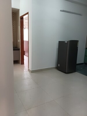 Room in 2 BHK Builder Floor at Sector 14 – for Rent