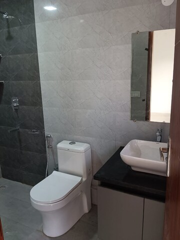 Bathroom in 2 BHK Builder Floor at Sector 14 – for Rent
