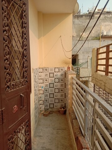 Balcony in 2 BHK Builder Floor at Dwarka Mor – for Rent