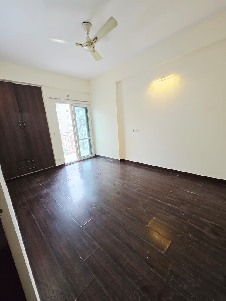 Room, mahagun-moderne 3 Bedroom 1435 Sq.Ft. Apartment In Sector 78 Noida 9451820
