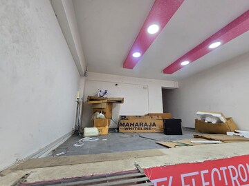 Bedroom in  Office Space at Akota – for Rent