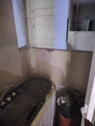 Bathroom in 2 BHK Apartment at Signature Global The Millennia, Sector 37d – for Rent