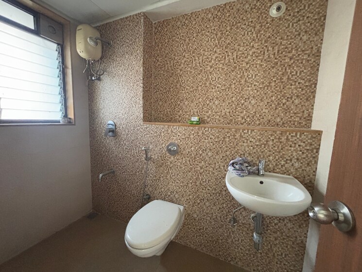 Bathroom, lodha-palava-city-lakeshore-greens 2 Bedroom 1098 Sq.Ft. Apartment In Dombivli East Thane 9451972