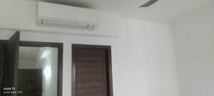 Furnished Amenities in 3 BHK Apartment at Smart World Orchard, Sector 61 – for Rent