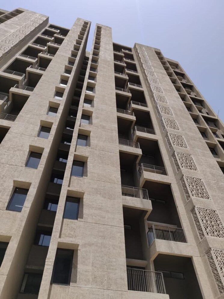 Exterior View, lodha-palava-city 2 Bedroom 735 Sq.Ft. Apartment In Dombivli East Thane 9452095