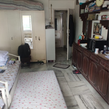 Parking in 3 BHK Apartment at Colaba – for Sale