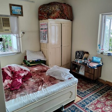 Bedroom in 3 BHK Apartment at Colaba – for Sale