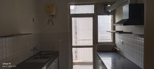 Room in 3.5 BHK Apartment at BPTP Park Prime, Sector 66 – for Rent