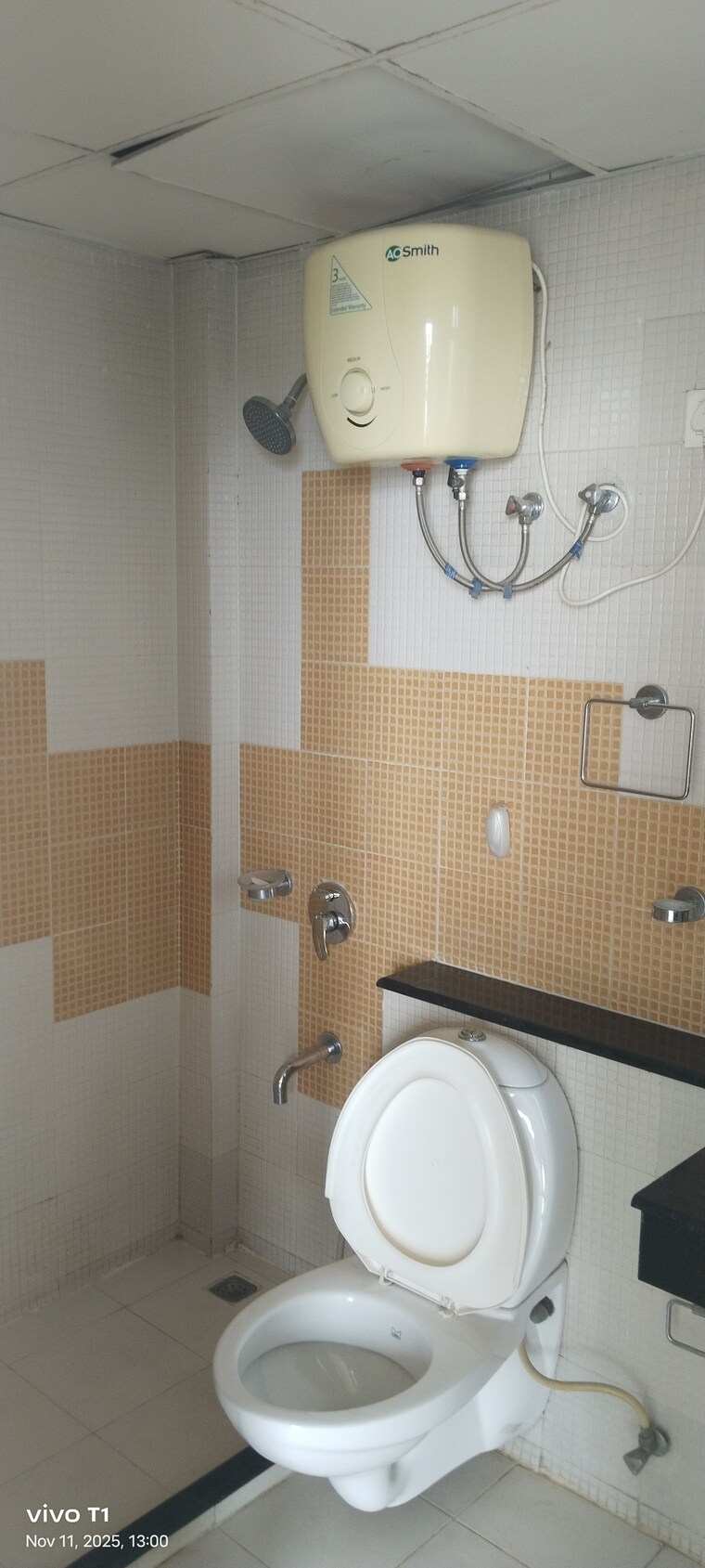 Bathroom, bptp-park-prime 3.5 Bedroom 2062 Sq.Ft. Apartment In Sector 66 Gurgaon 9452091