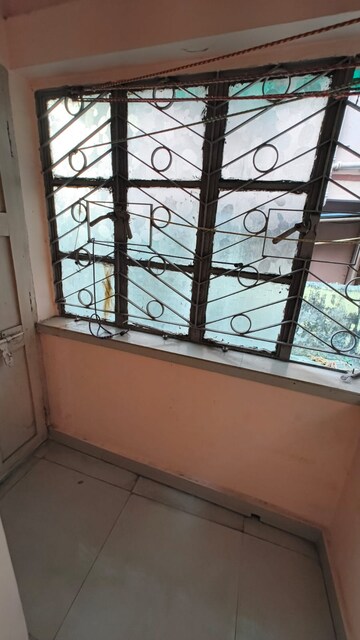 Balcony in 2 BHK Apartment at Kolkatta Gpo – for Sale