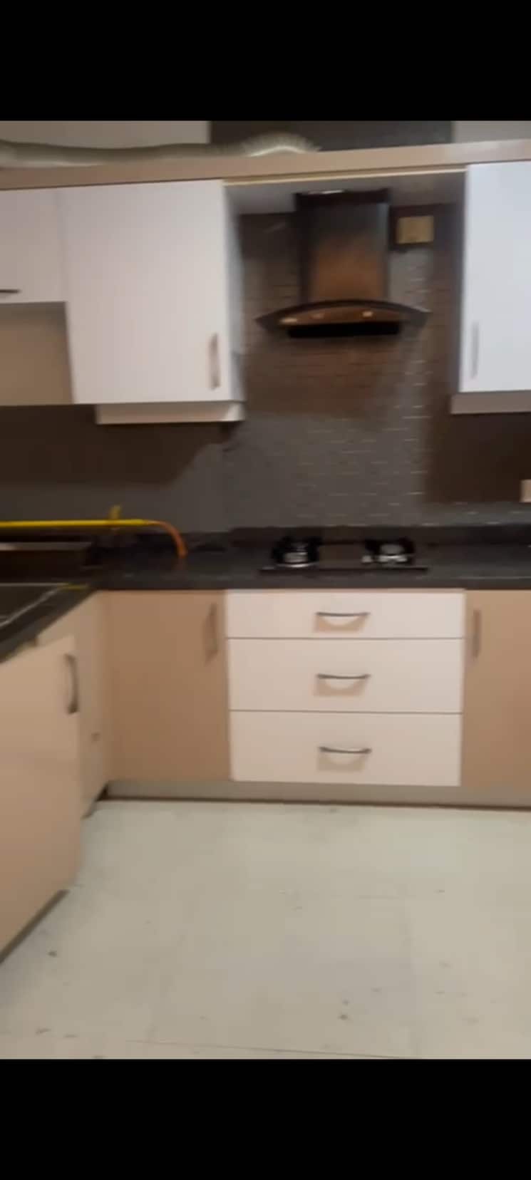 Kitchen, chittaranjan park 3 Bedroom 240 Sq.Yd. Builder Floor In Chittaranjan Park Delhi 9452252