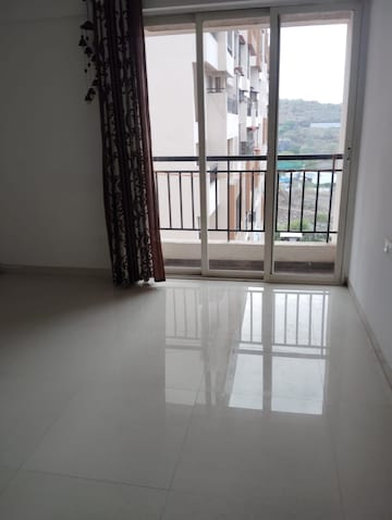 Room in 1 BHK Apartment at Puranik Abitante, Bavdhan – for Rent