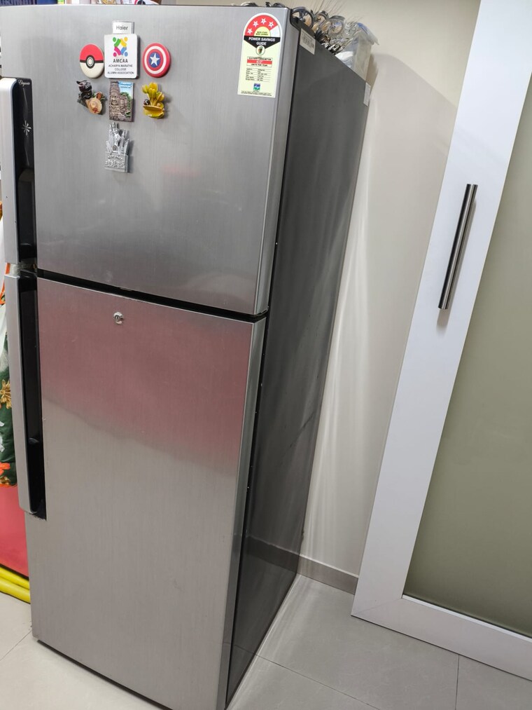 Room, shell-tower-chs 3 Bedroom 1100 Sq.Ft. Apartment In Chembur Mumbai 9452586