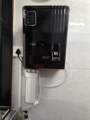 Bathroom in 3 BHK Apartment at Shell Tower CHS, Chembur – for Rent