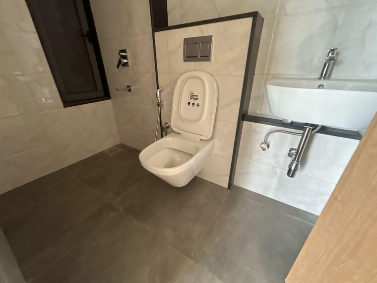Bathroom, lodha-vista 4 Bedroom 1270 Sq.Ft. Apartment In Lower Parel Mumbai 9452335