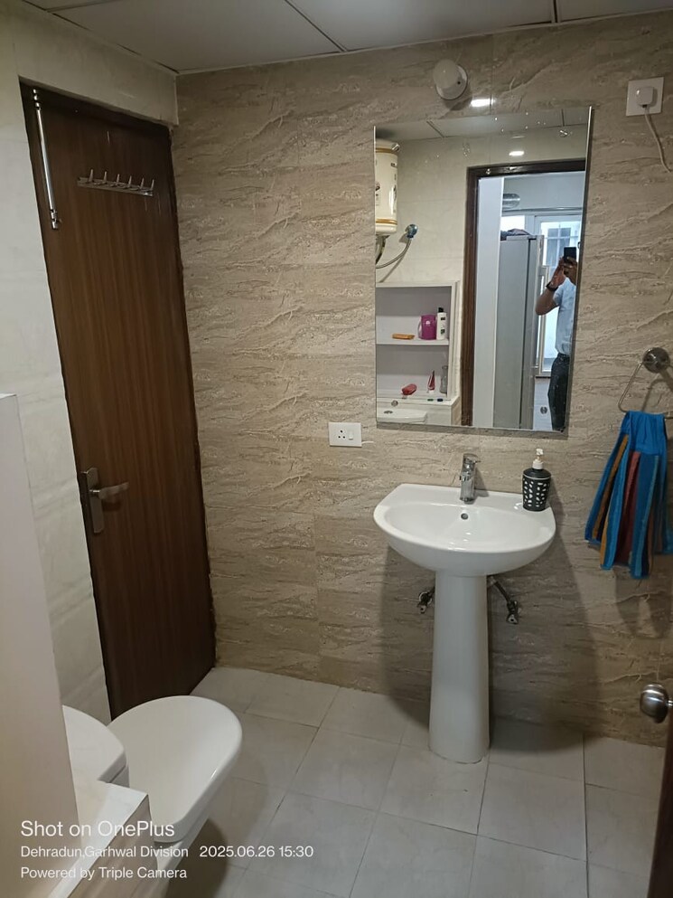 Bathroom, mussoorie road 4 Bedroom 1990 Sq.Ft. Apartment In Mussoorie Road Dehradun 9452408