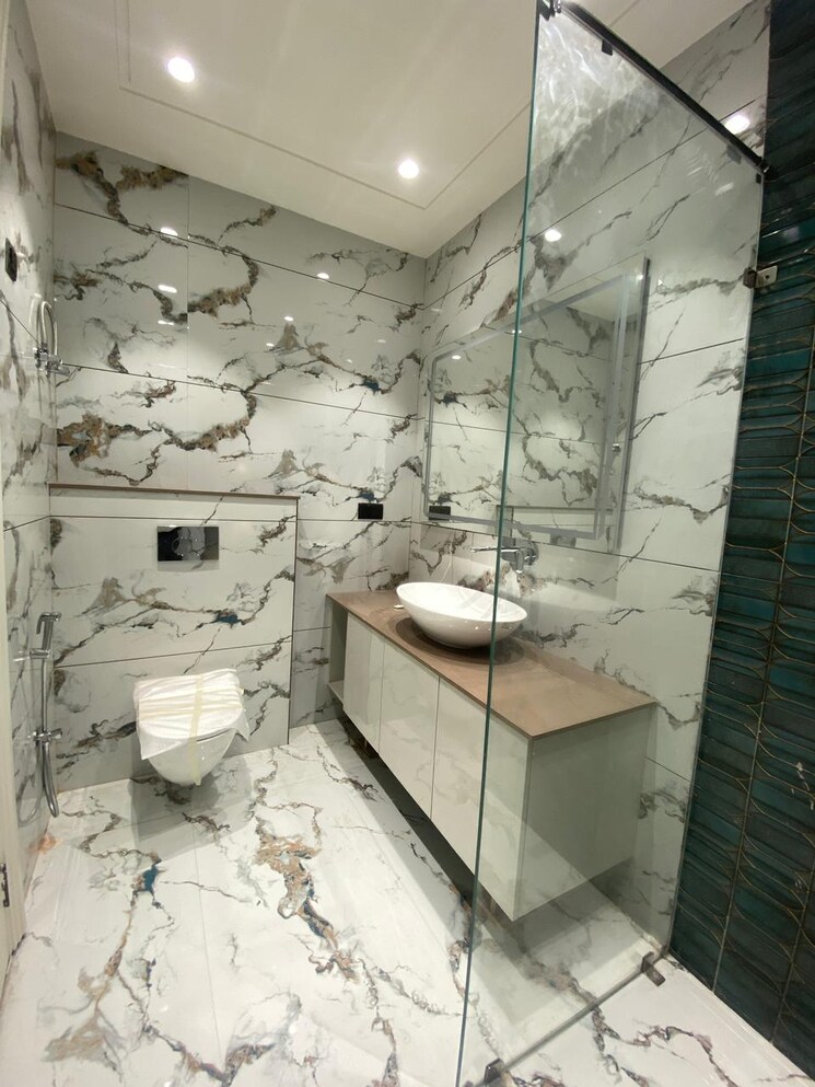 Bathroom, sector 89 3 Bedroom 1310 Sq.Ft. Builder Floor In Sector 89 Faridabad 9452356