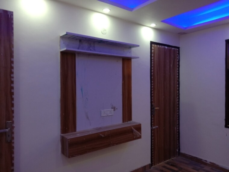 Room, dwarka mor 1 Bedroom 315 Sq.Ft. Builder Floor In Dwarka Mor Delhi 9452415