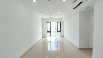 Room in 4 BHK Apartment at Lodha Marquise, Worli – for Sale