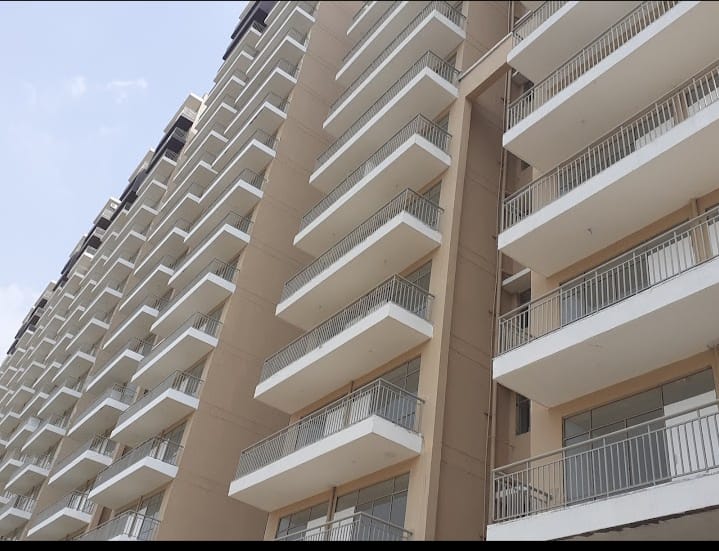 2 BHK Apartment For Sale in Breez Global Hill View