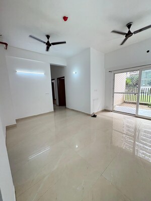 Room in 3 BHK Apartment at Ace Divino, Sector 1 Greater Noida – for Rent