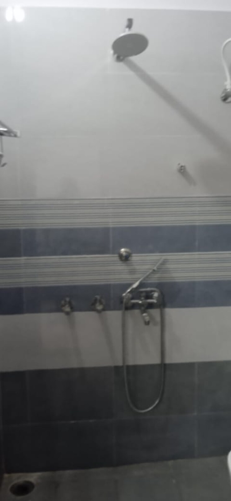 undefined, gomti nagar Commercial Office Space 2152 Sq.Ft. In Gomti Nagar Lucknow 9452472