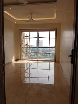 Room in 2 BHK Apartment at Lashkaria Indrasukh, Andheri West – for Sale