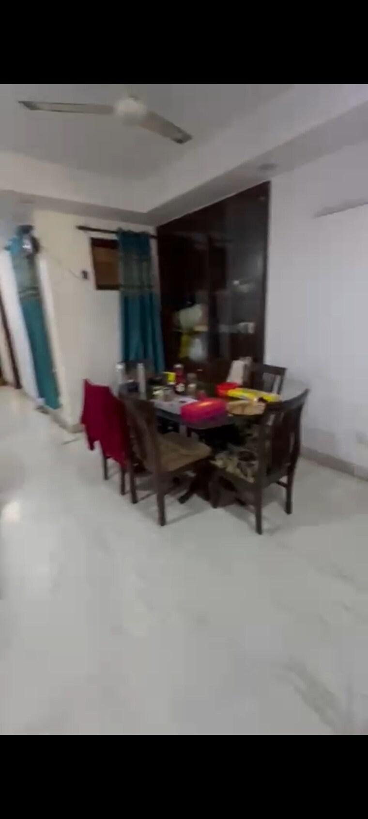 Gym, kailash colony 3 Bedroom 160 Sq.Yd. Builder Floor In Kailash Colony Delhi 9452507