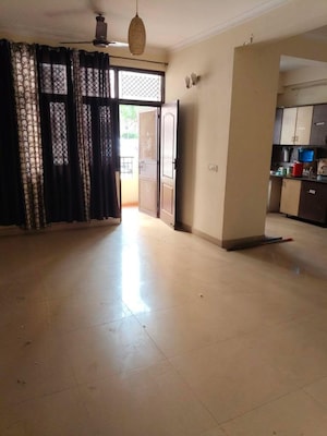 Room in 2 BHK Apartment at Migsun Roof, Raj Nagar Extension – for Sale