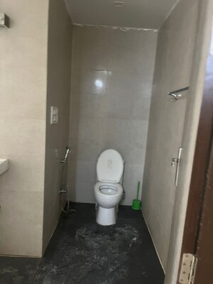 Bathroom in 1 BHK Apartment at Vasant Kunj – for Rent