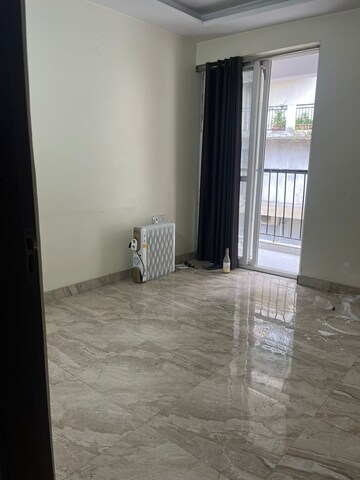 Room in 1 BHK Apartment at Vasant Kunj – for Rent