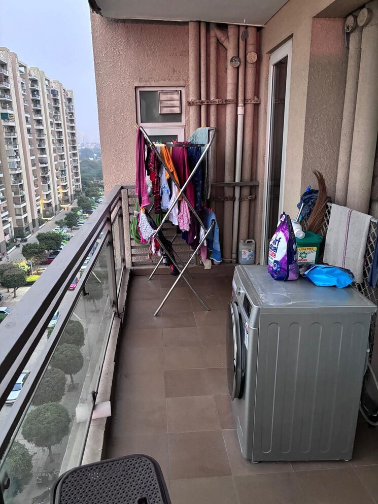 Balcony, tulip-violet 4 Bedroom 2010 Sq.Ft. Apartment In Sector 69 Gurgaon 9452563