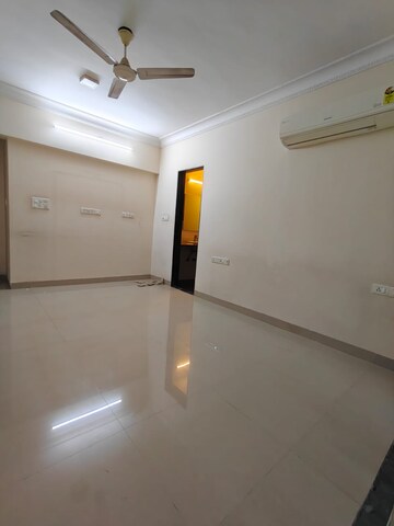 3 BHK Apartment For Rent in Yarrow Apartment, Powai