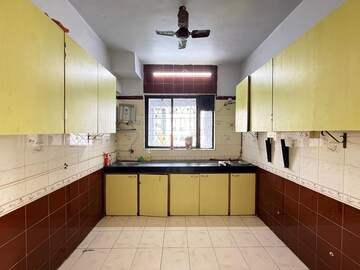 Kitchen in 2 BHK Apartment at Seawoods – for Rent