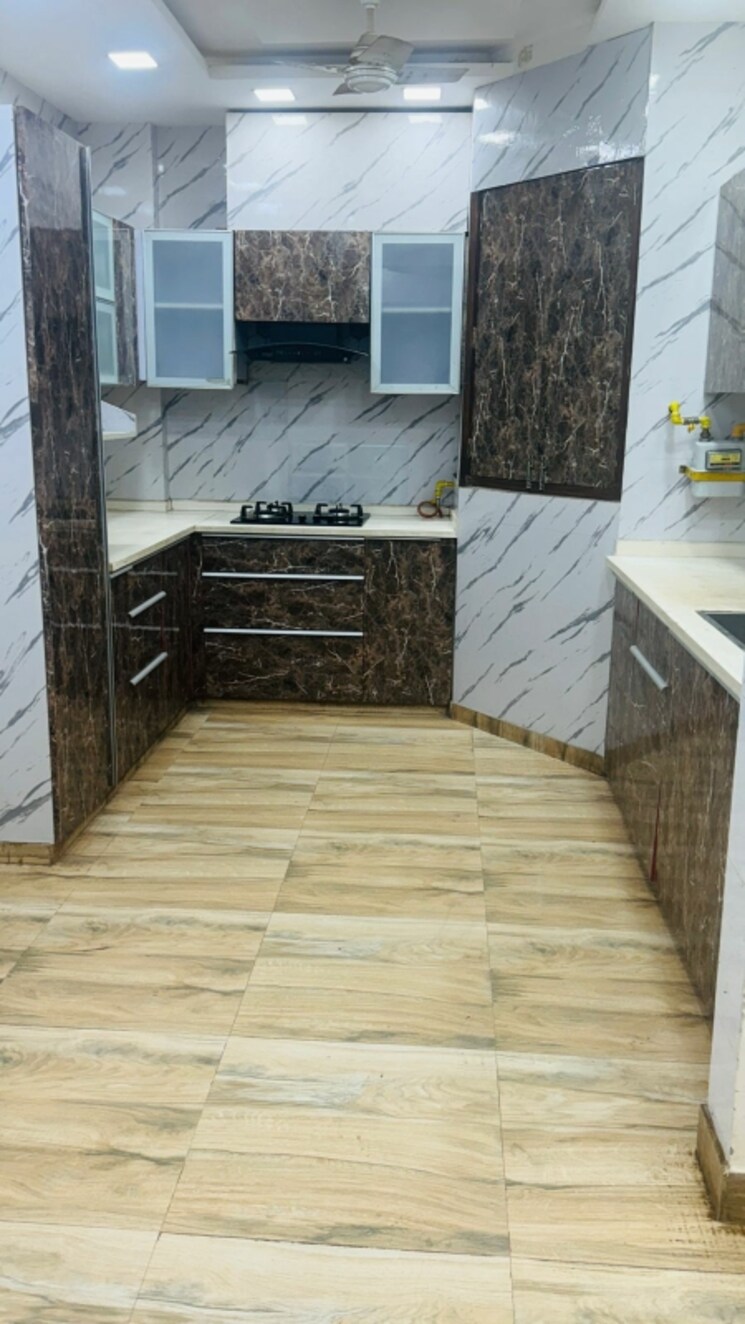 Kitchen, new rajinder nagar 3 Bedroom 1720 Sq.Ft. Builder Floor In New Rajinder Nagar Delhi 9452619