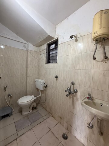 Bathroom in 2 BHK Apartment at Seawoods – for Rent