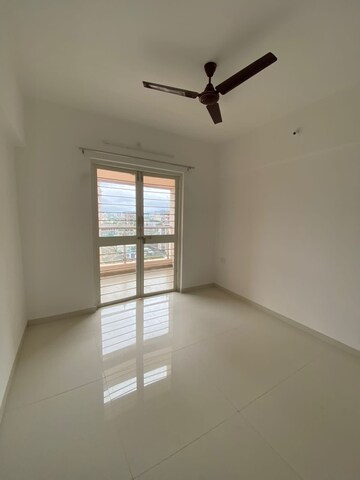 Room in 2 BHK Apartment at Rohan Silver Gracia, Ravet – for Rent