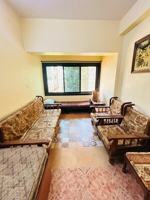 Living Room in 2 BHK Apartment at Seawoods – for Rent