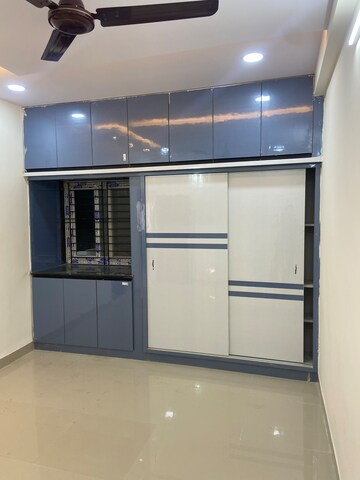 Furnished Amenities in 2 BHK Apartment at Chitrapuri Colony, Manikonda – for Rent