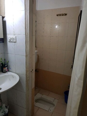 Master Bedroom in 1 BHK Apartment at Pristine Sunshine Greens, Bopodi – for Rent