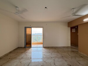 2 BHK Apartment For Rent in Seawoods
