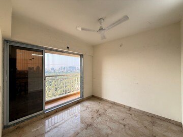 Room in 2 BHK Apartment at Seawoods – for Rent