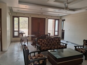 Living Room in 3 BHK Builder Floor at Sector 47 – for Rent
