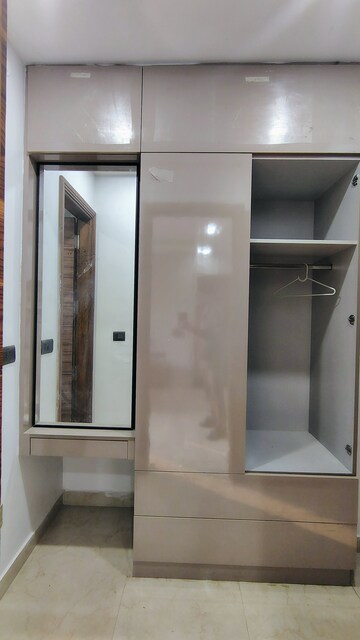 Building Lobby in 2 BHK Builder Floor at AEZ Aloha, Sector 57 – for Rent