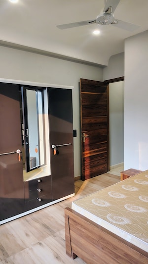 Room in 2 BHK Builder Floor at AEZ Aloha, Sector 57 – for Rent